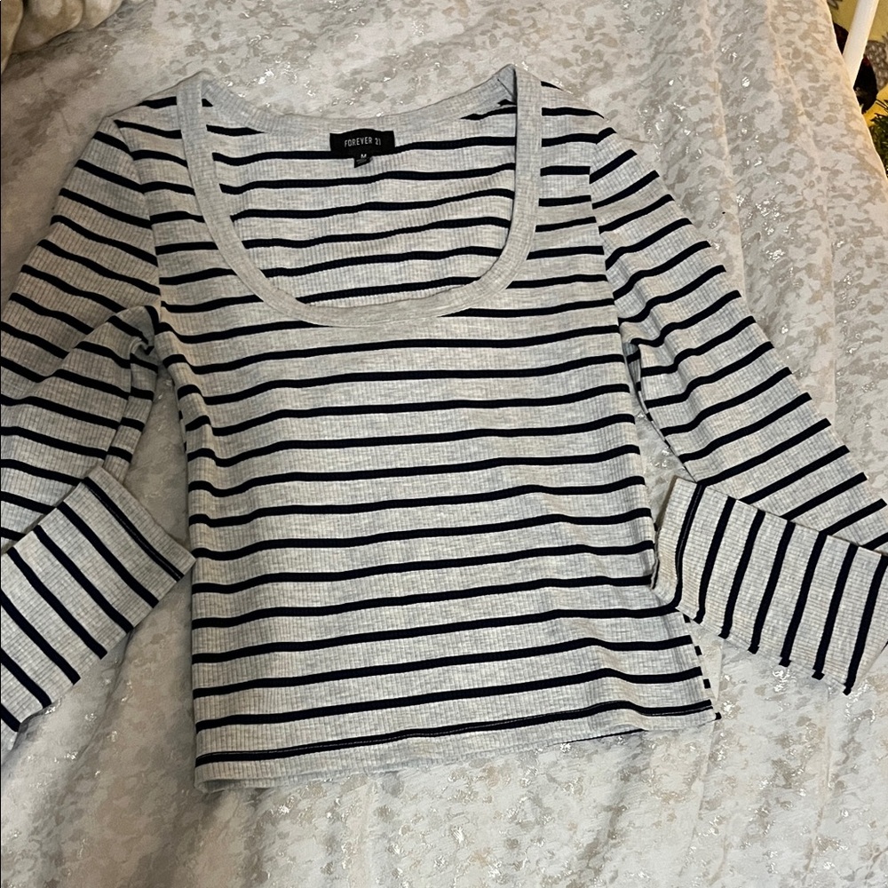Forever 21 Gray and Black Striped Long Sleeve Top